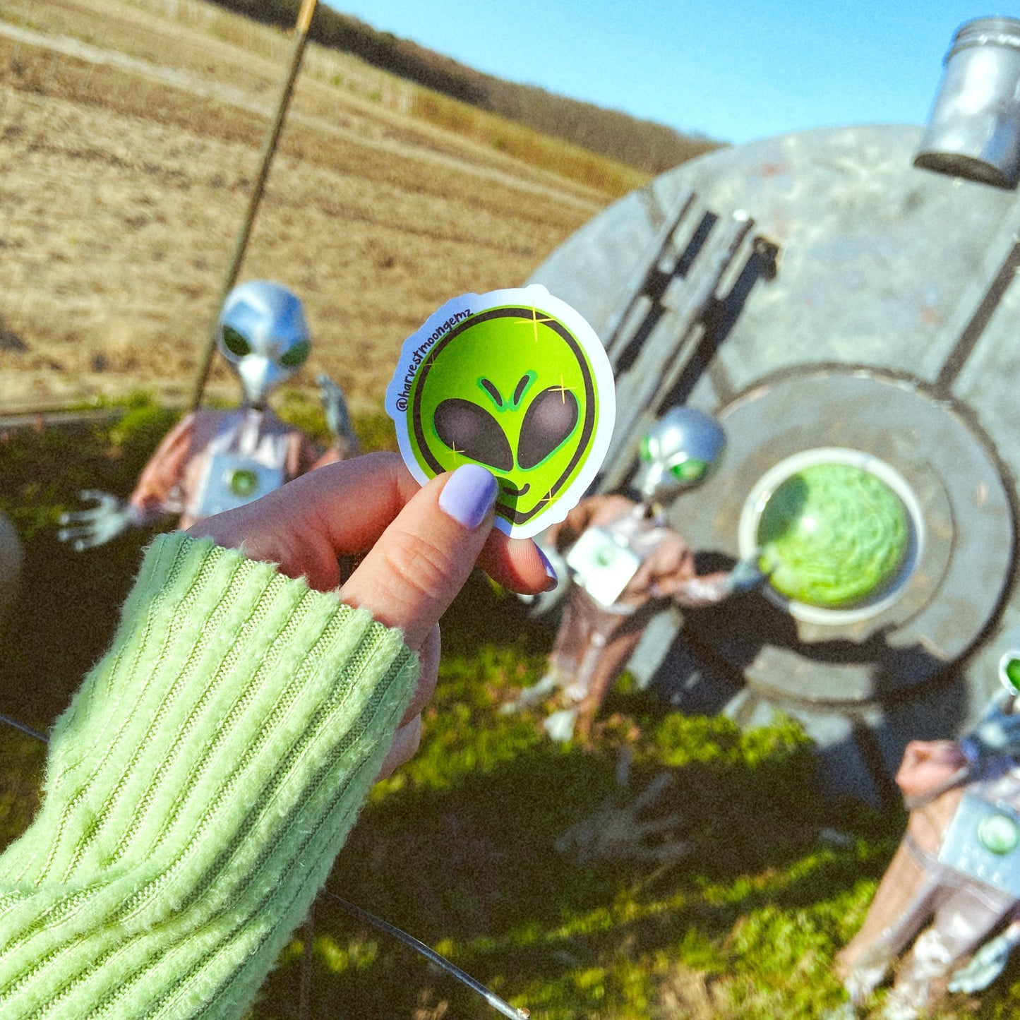 Alien Head Sticker